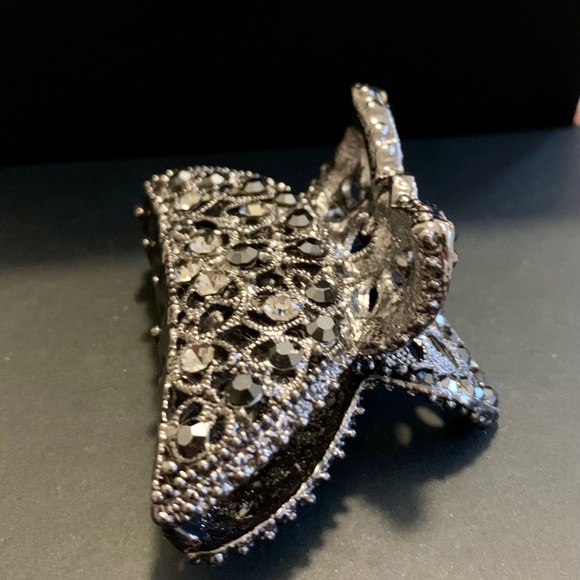 💝 Hair Claw - Picture 3 of 6